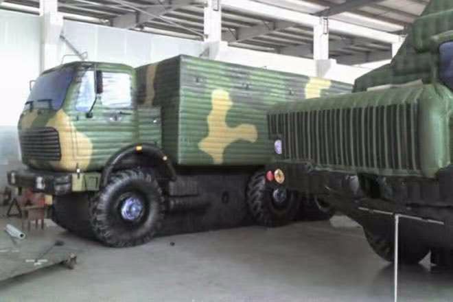 玉树大型军事车